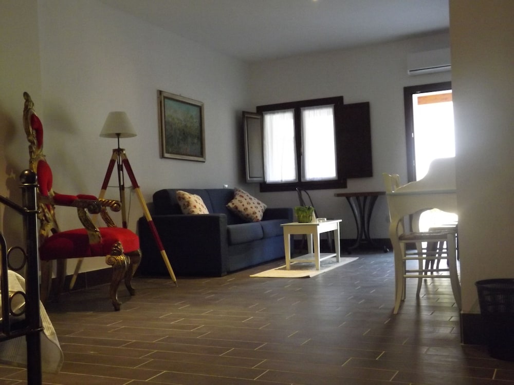

Napoli - Pula - Hotel Rurale Orti di Nora & SPA
