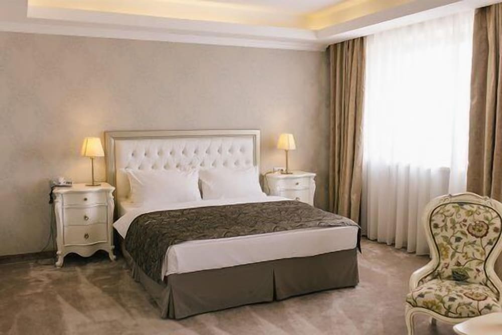 

Napoli - Roman - Hotel Roman by Dumbrava Business Resort