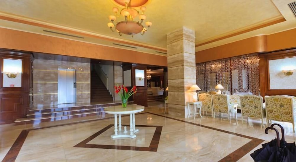 

Roma - Roman - Hotel Roman By Dumbrava Business Resort