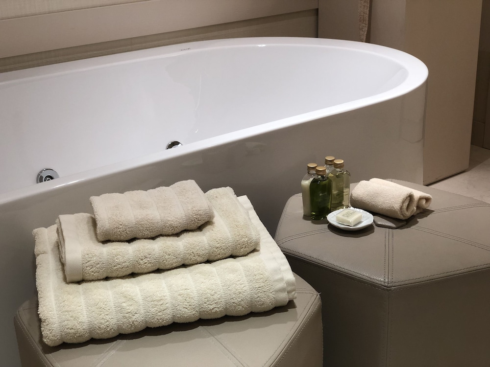 

Milano - Eyup - Kemer Country Hotel İstanbul