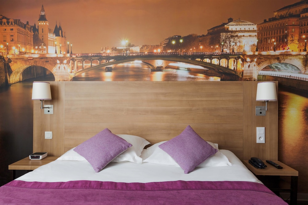 

Torino - Colombes - Best Western Rives de Paris La Defense