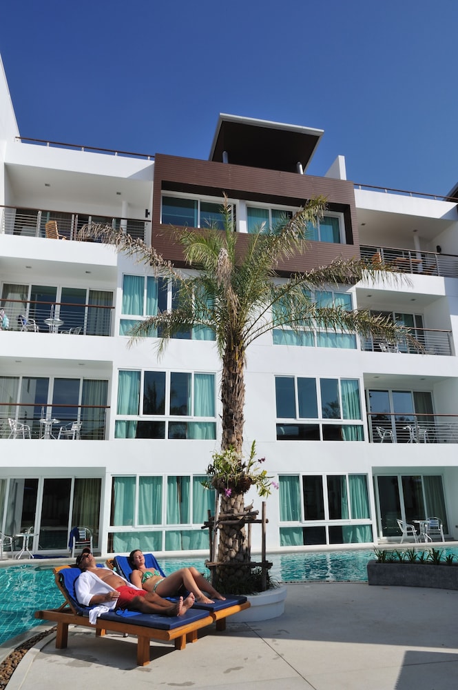 

Milano - Bang Tao Beach - The Palms, Kamala Beach - SHA Extra Plus