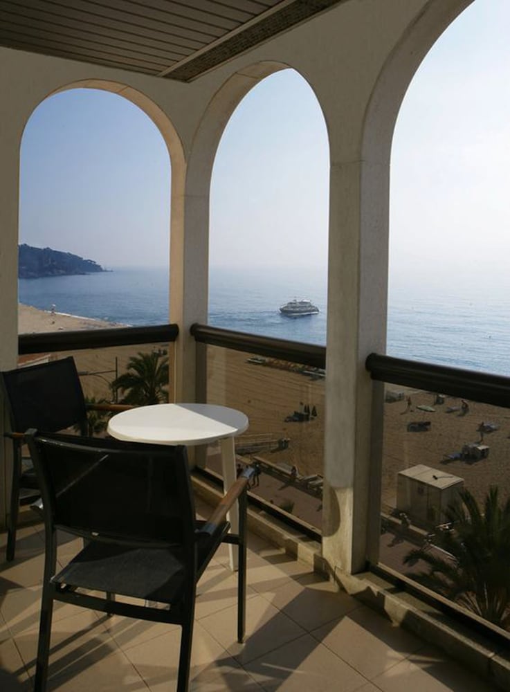 

Roma - Costa Brava, Spagna - Apartaments Rosanna