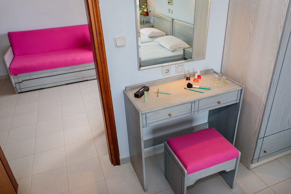 

Firenze - Kolimbari - Louladakis Apartments