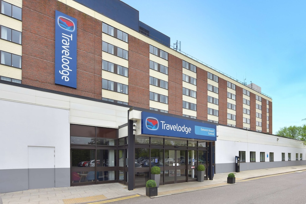 

Napoli - Charlwood - Travelodge Gatwick Airport Central