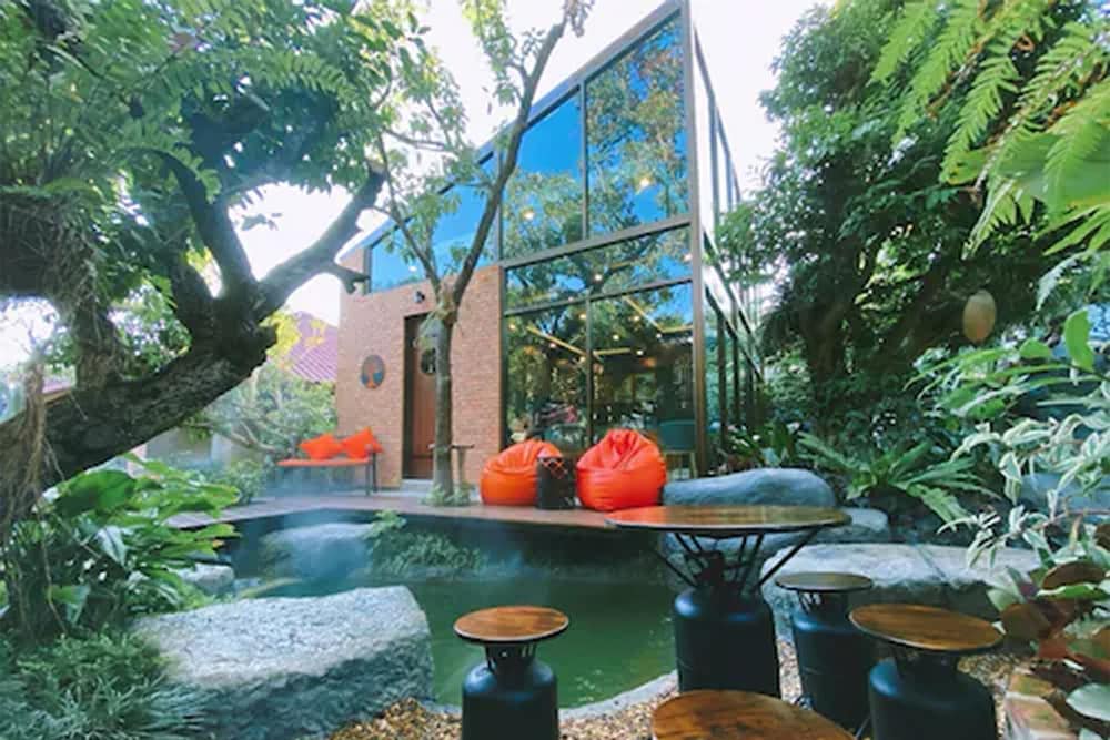 

Roma - Wichit - Floraville Phuket Resort