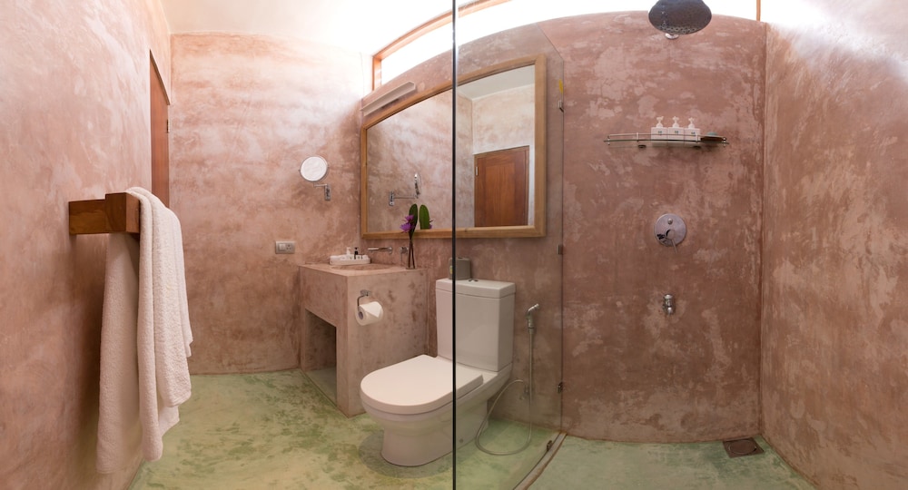 

Milano - Weligama - Sri Sharavi Beach Villas & Spa