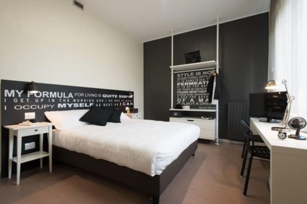 

Lamezia Terme - Milano - B&B Hotel Milano Ornato