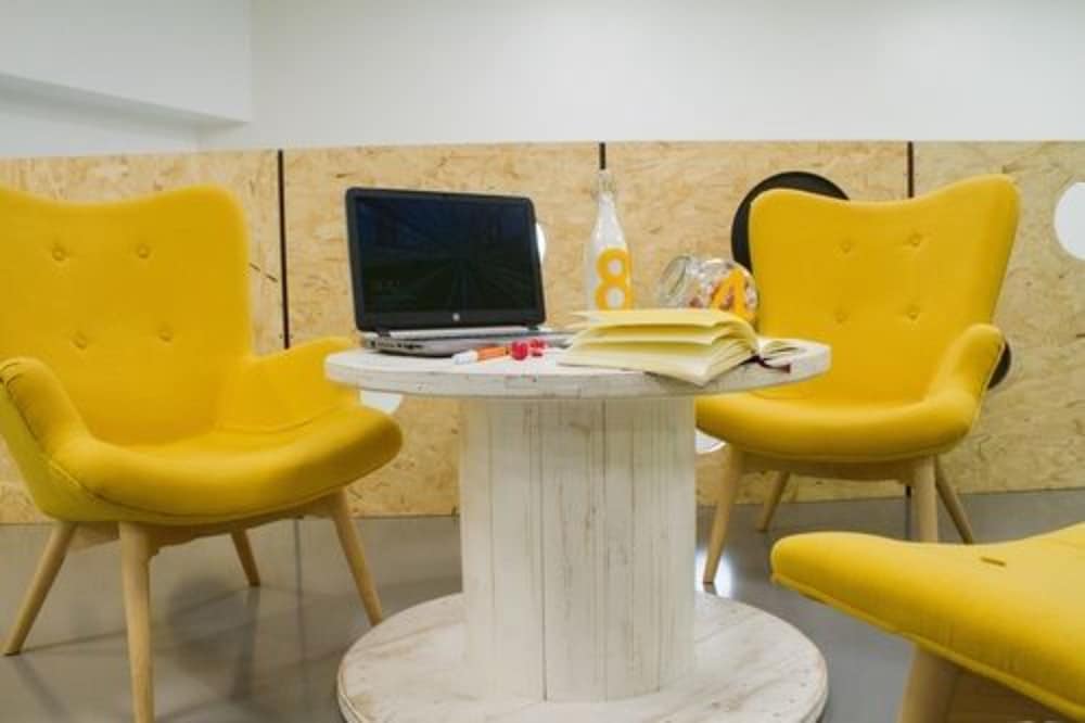 

Cagliari - Milano - B&B Hotel Milano Ornato