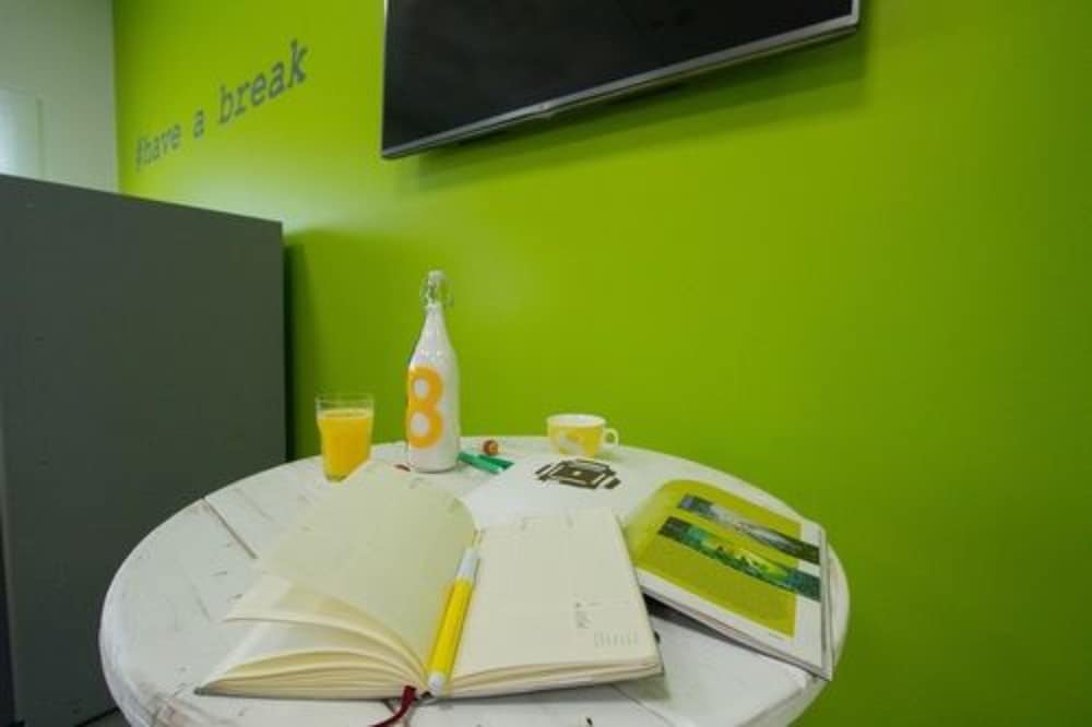 

Olbia - Milano - B&B Hotel Milano Ornato