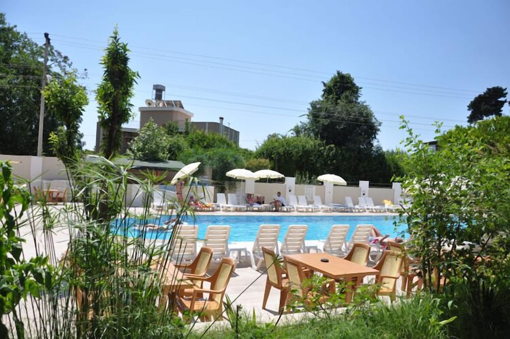 

Verona - Beldibi - Akasia Resort Hotel