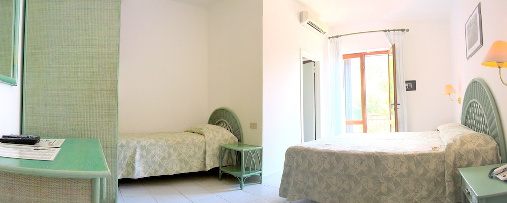 

Milano - Chiessi - Eco Hotel Montemerlo