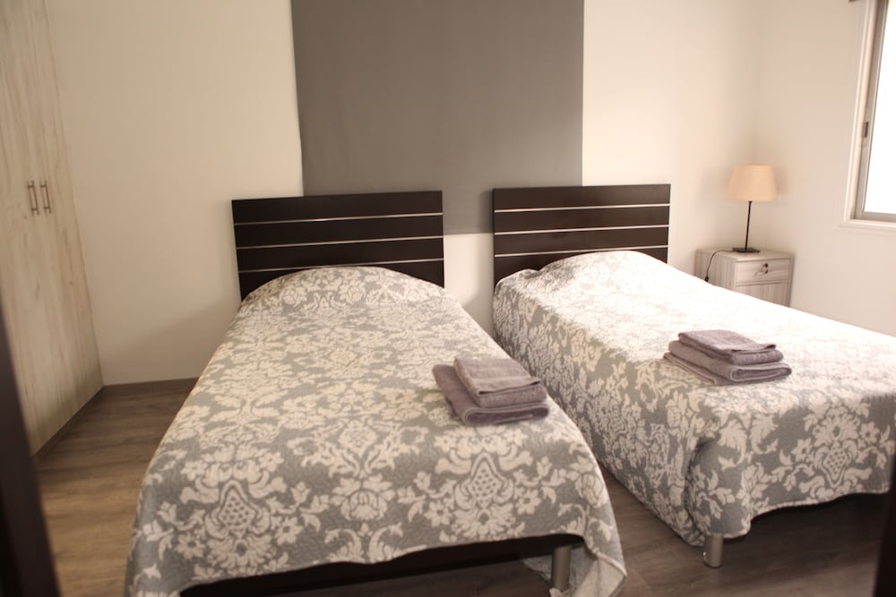 

Milano - Pyrgos - Polyxeni Hotel Apartments