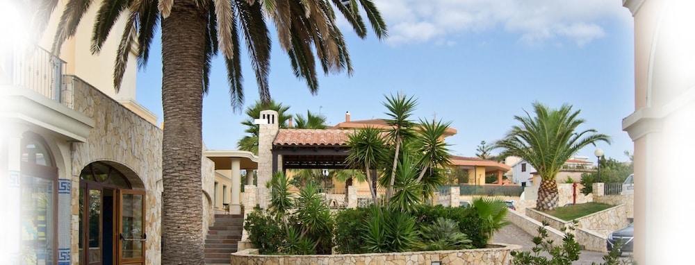 

Napoli - Porto Torres - Hotel Libyssonis