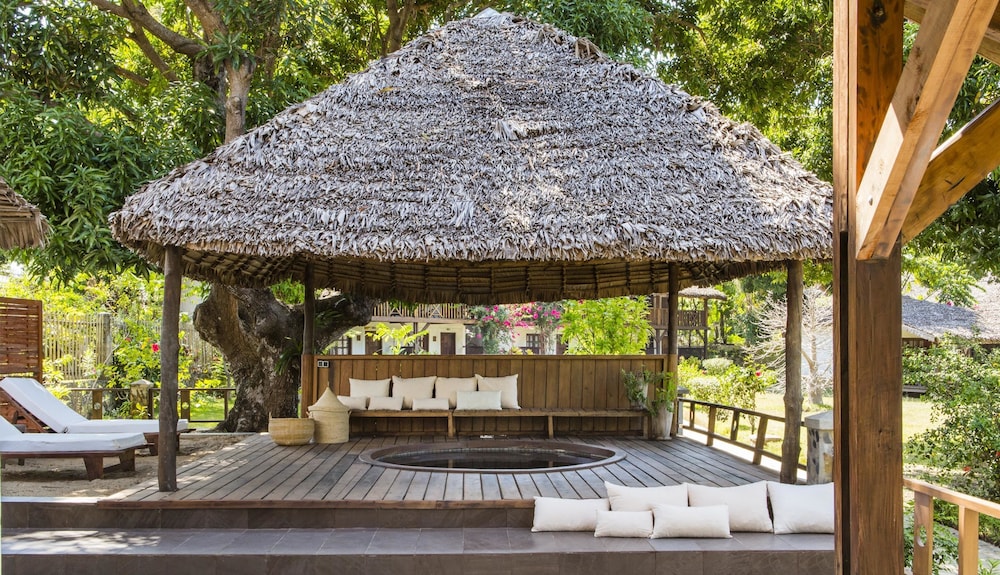 

Bologna - Madagascar, Oceano Indiano - Corail Noir Hotel