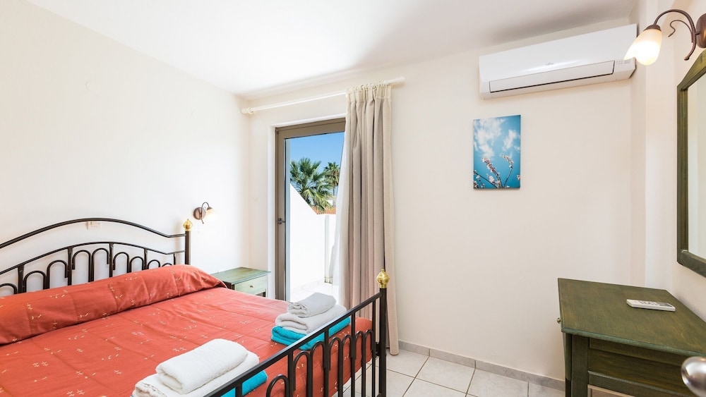 

Roma - Sfakaki - Trefon Hotel Apartments and Family Suites