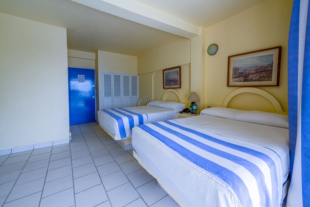 

Milano - Acapulco - Acamar Beach Resort