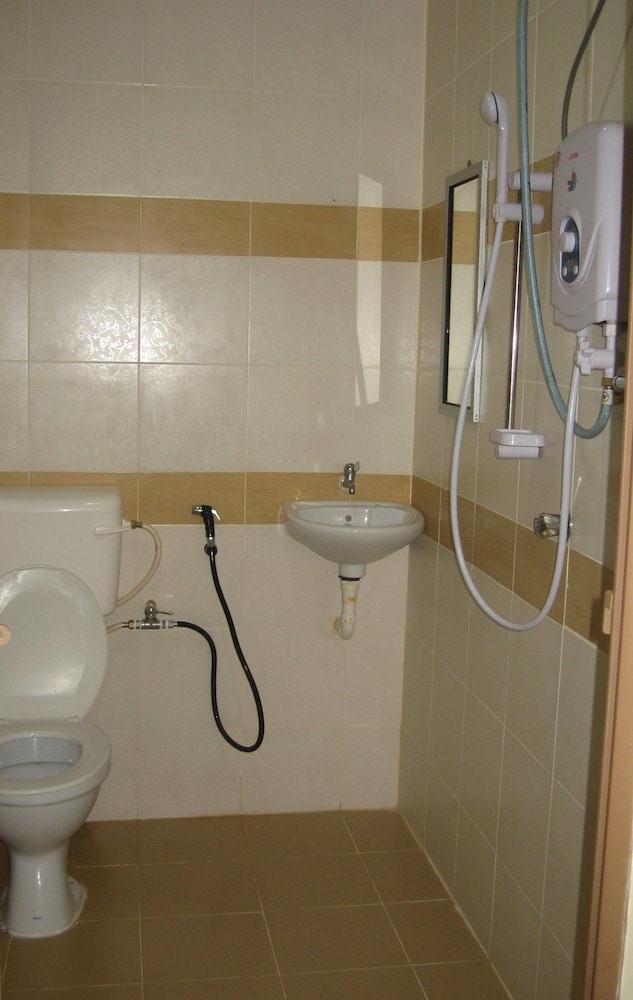 

Milano - Pantai Kok - D'Warung Motel