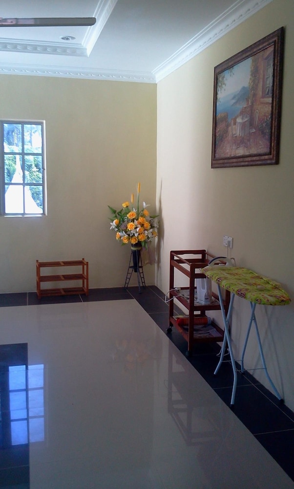 

Roma - Pantai Cenang - D'Warung Motel