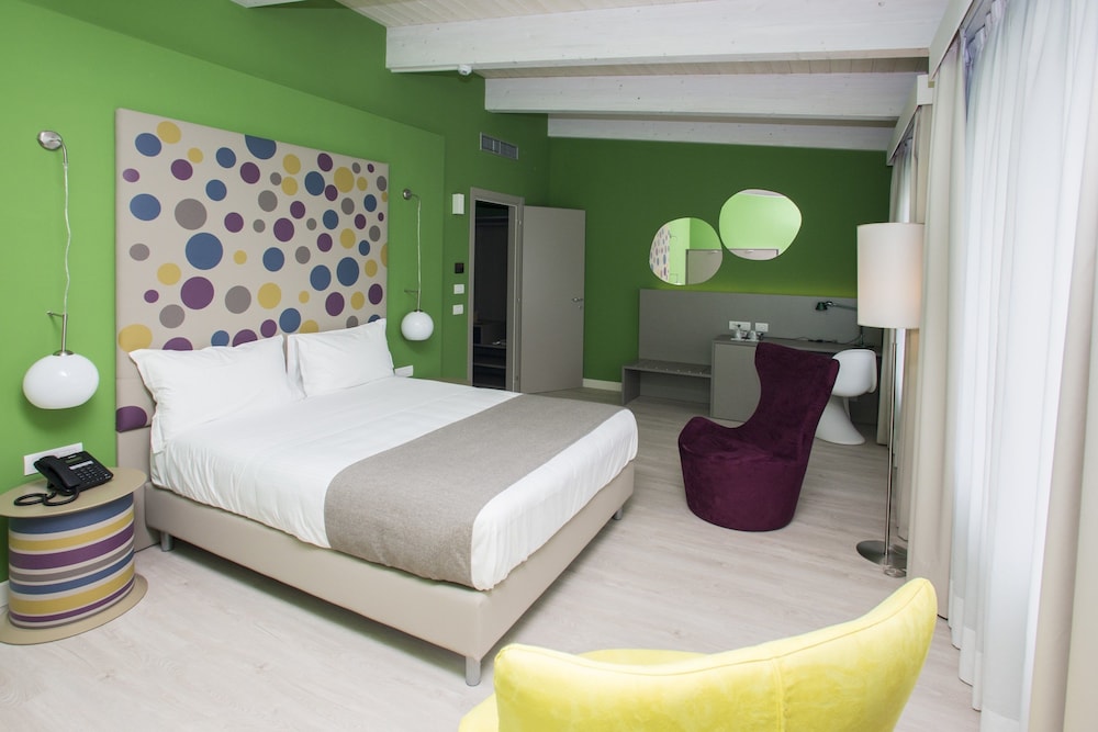 

Roma - Rivoli - Diamante MHotel
