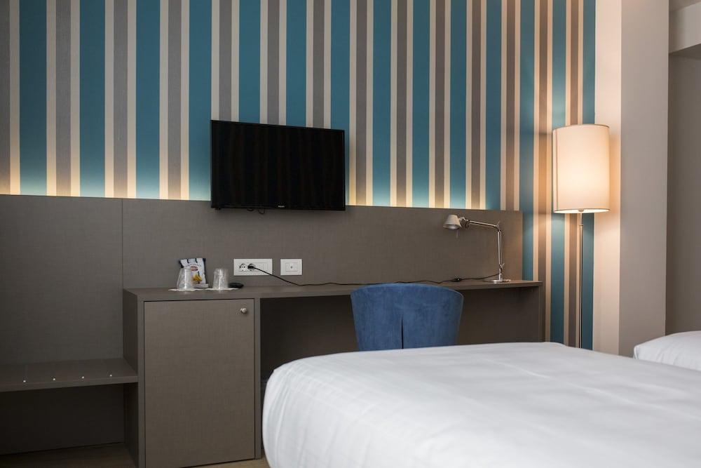 

Catania - Rivoli - Diamante MHotel