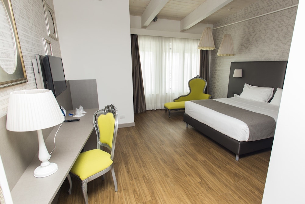 

Bologna - Torino - Diamante MHotel
