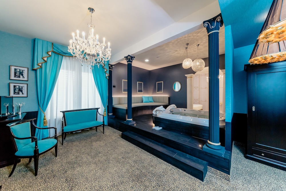 

Lamezia Terme - Torino - Diamante MHotel