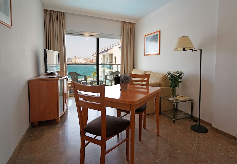 

Milano - Sant Pere de Ribes - Hotel Port Sitges
