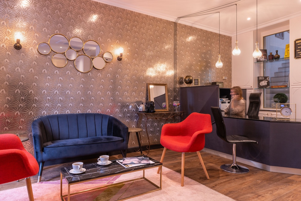

Napoli - Cachan - Hôtel Istria by Magna Arbor
