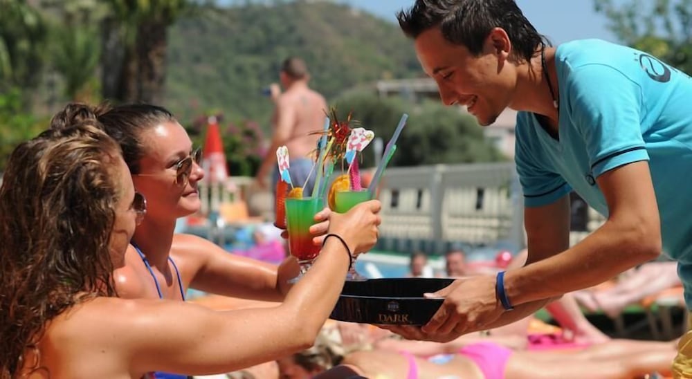 

Bari - Marmaris - Ozturk Apart Hotel