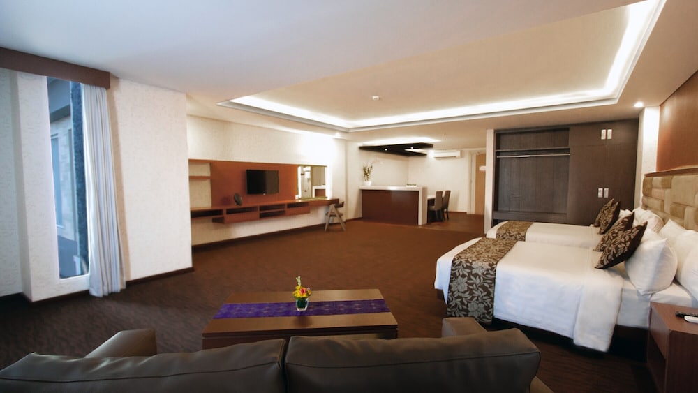 

Milano - Bali Sanur - Quest San Denpasar by ASTON