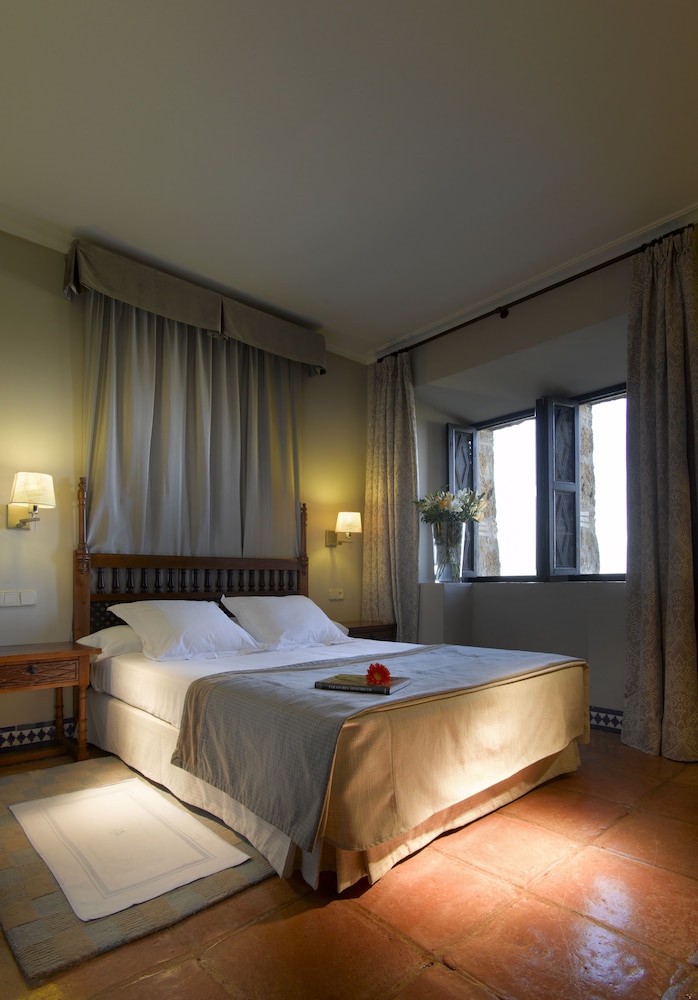 

Milano - Carmona, Siviglia - Parador de Carmona