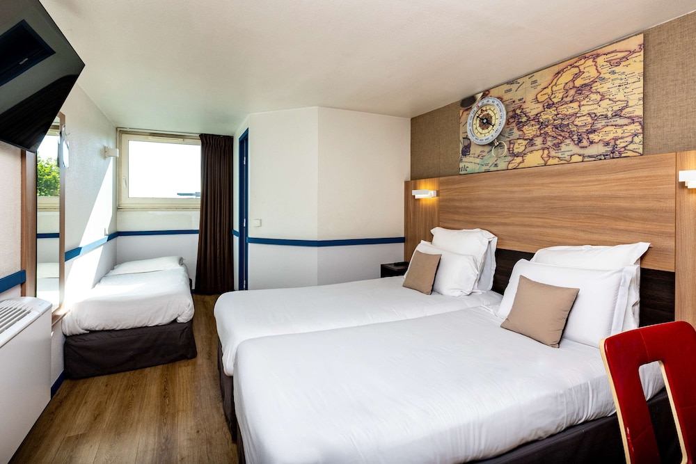 

Trieste - Parigi - Kyriad Paris Ouest - Colombes