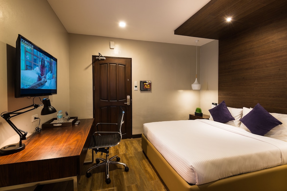 

Catania - Dagupan - Lenox Hotel