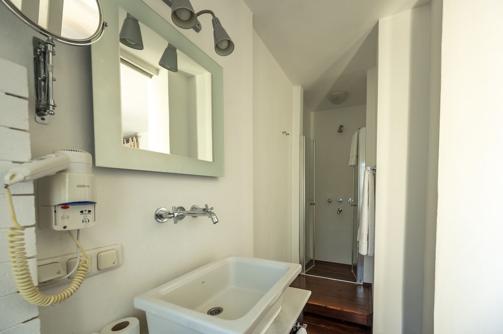 

Bologna - Türkbükü - 4reasons hotel + bistro | 12+