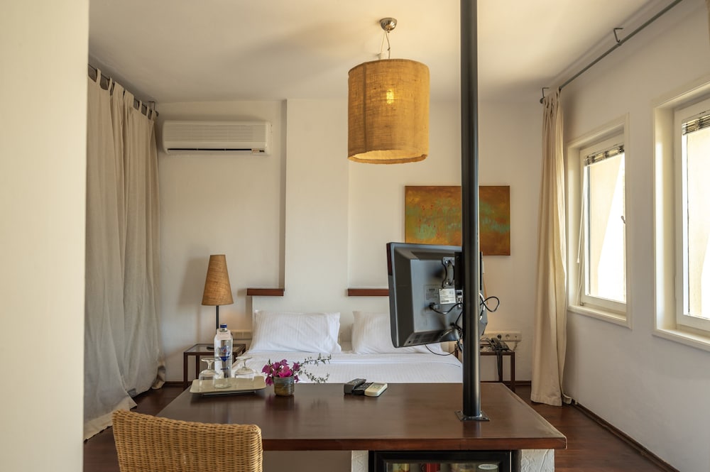 

Roma - Gundogan - 4reasons hotel + bistro | 12+