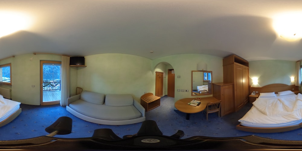 

Genova - Val di Fassa, Montagna Italia - Hotel Stella Montis