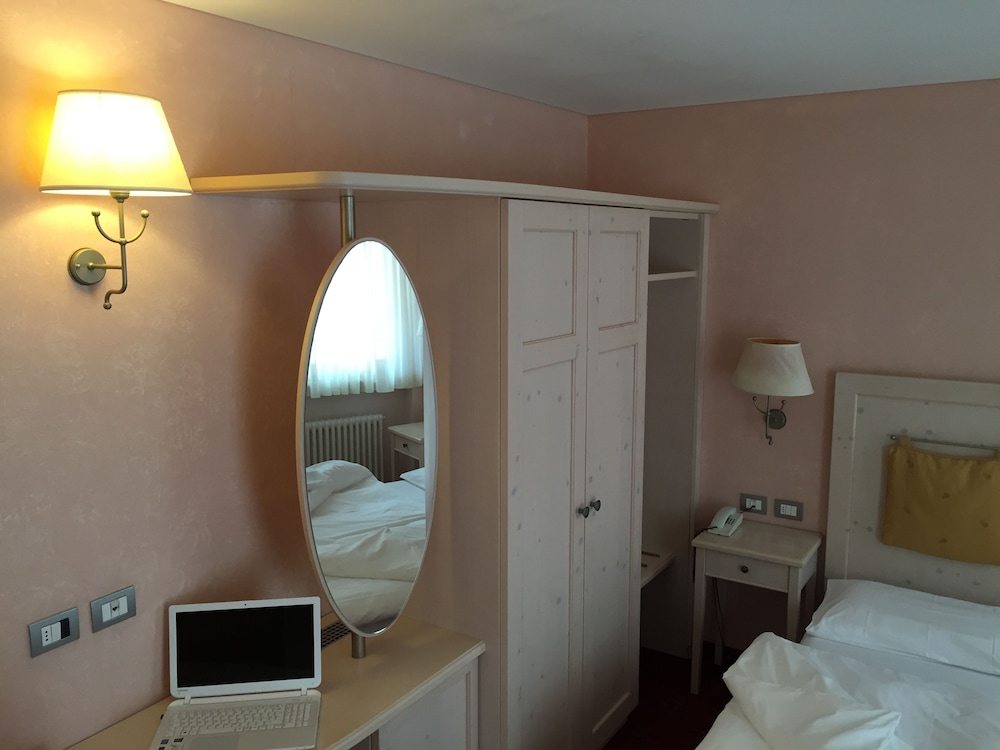 

Bari - Selva di Val Gardena - Hotel Stella Montis