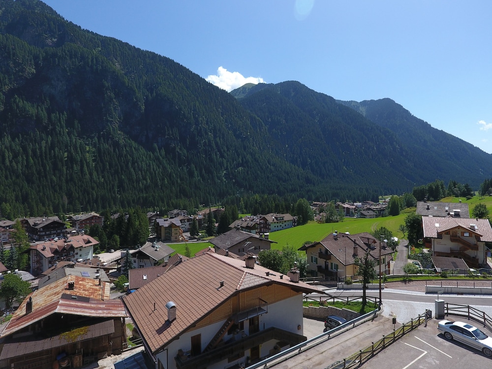 

Lamezia Terme - Selva di Val Gardena - Hotel Stella Montis