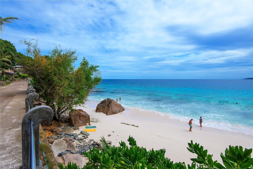 

Roma - Isola di La Digue - Zerof Self Catering Apartments