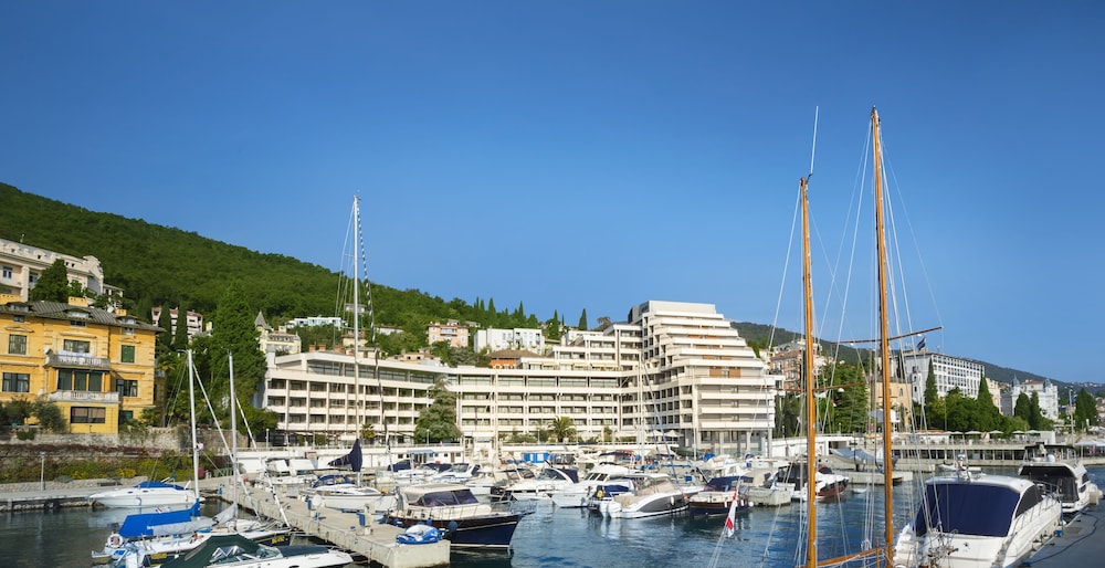 Hotel Admiral – by Liburnia Hotels & Villas