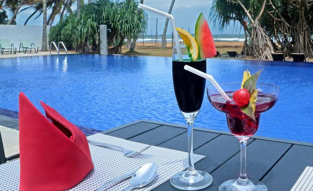 

Roma - Kalutara - Coco Royal Beach Resort - Waskaduwa