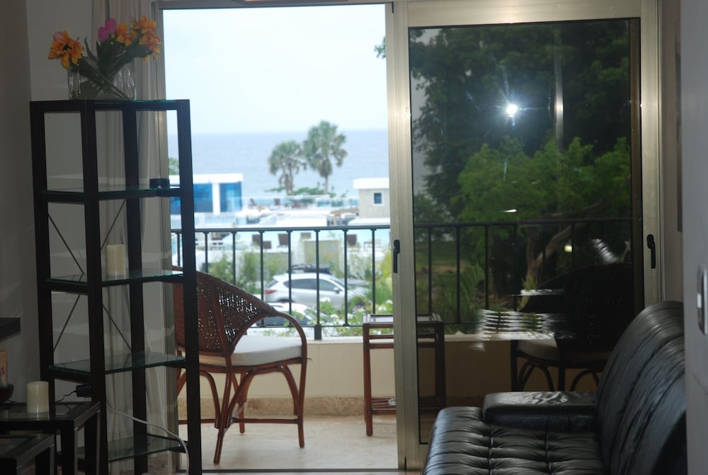 

Roma - Sosua - E&J Beach Condos