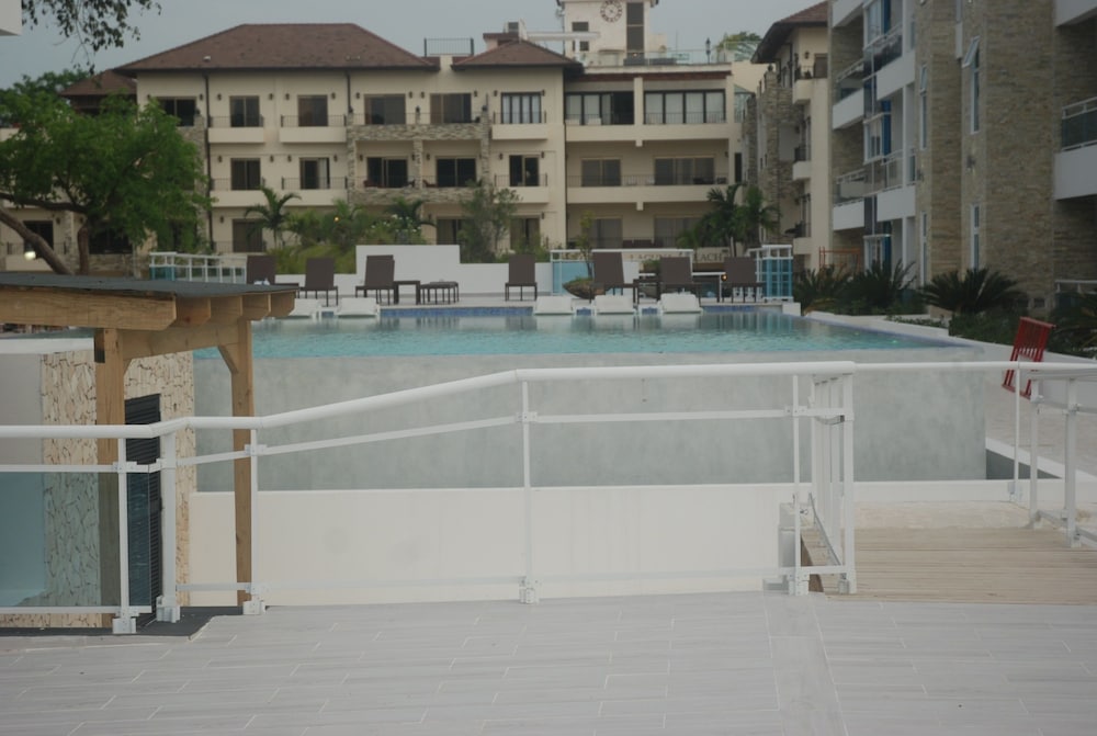 

Roma - Sosua - E&J Beach Condos