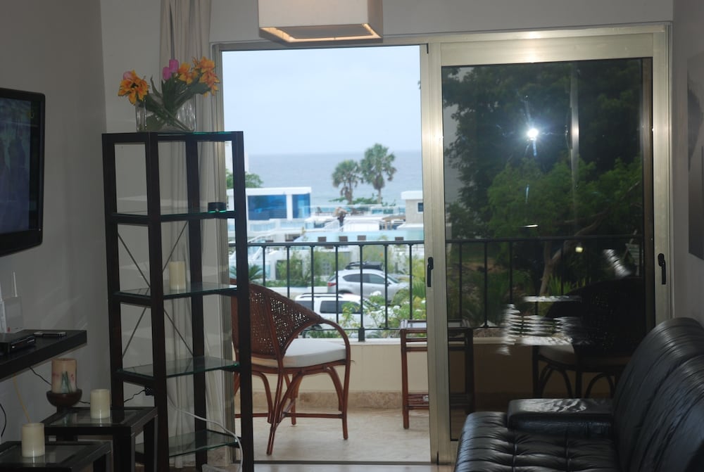 

Bari - Sosua - E&J Beach Condos
