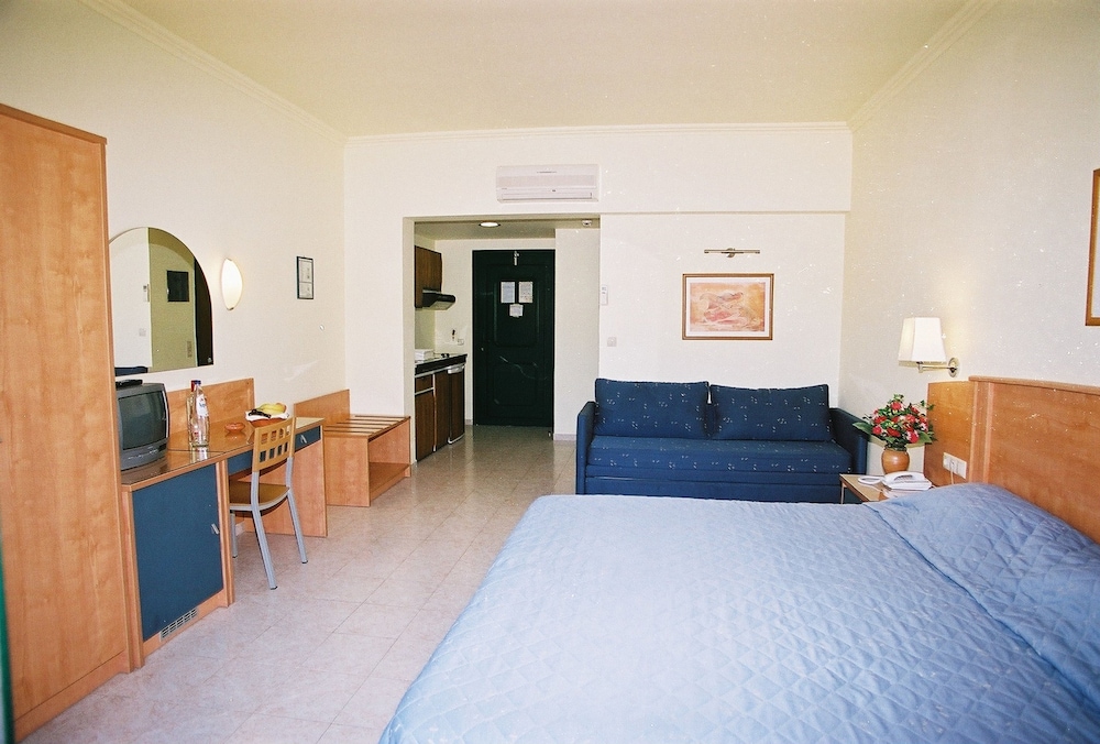 

Bologna - Lindos - Hotel Pefkos Beach