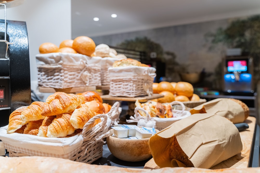 

Roma - Jabbeke - Grand Hotel Normandy by CW Hotel Collection