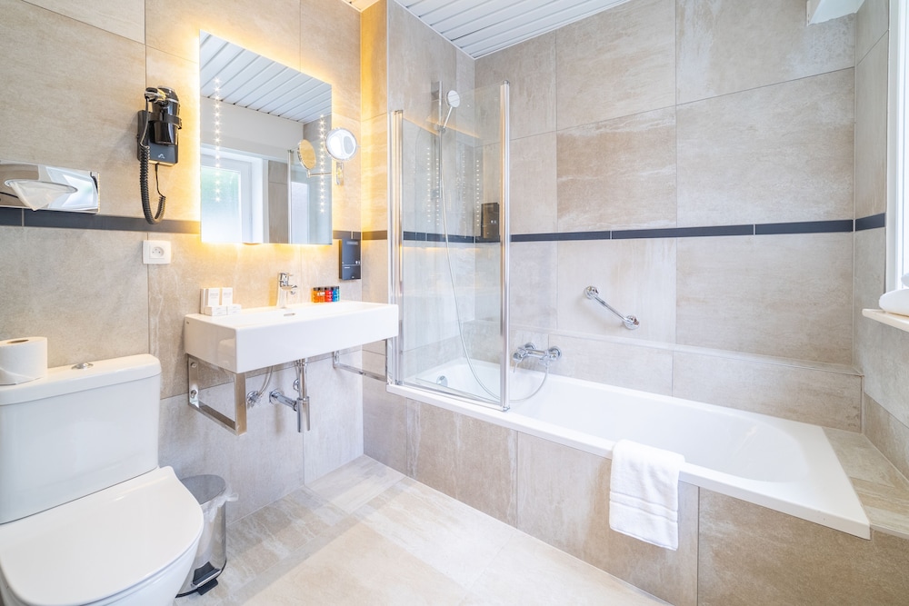 

Napoli - Fiandre, Belgio - Grand Hotel Normandy by CW Hotel Collection