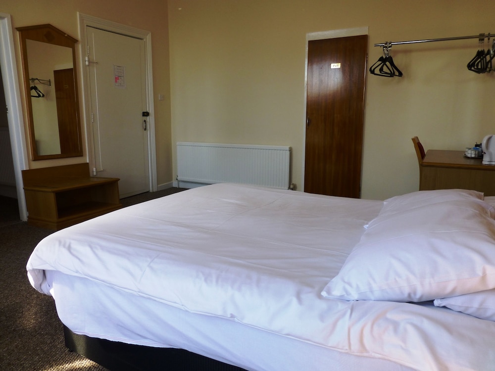 

Bologna - Clacton-On-Sea - Esplanade Hotel