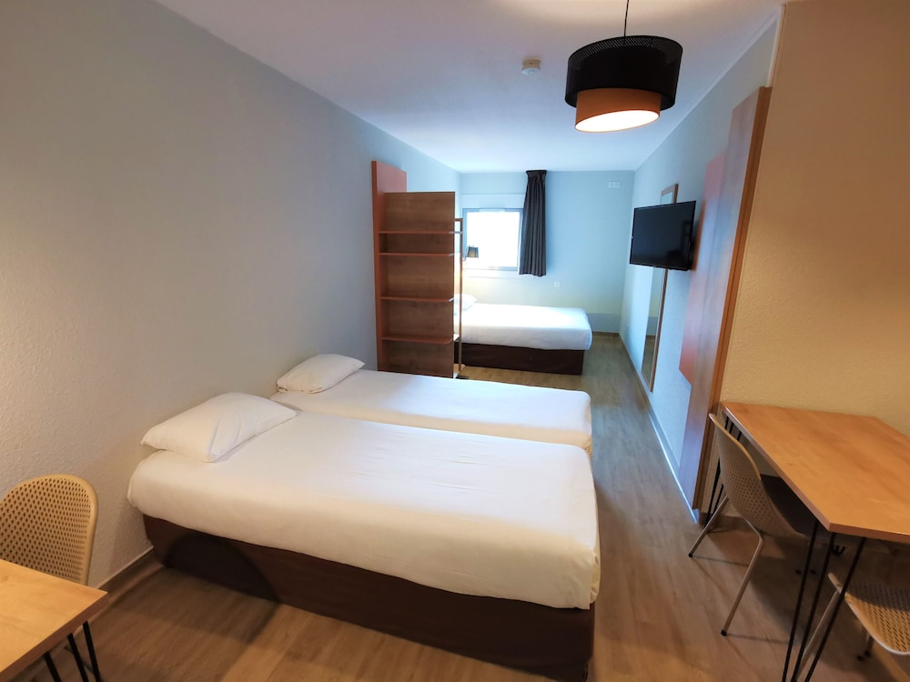 

Genova - Ferrières-en-Brie - APPARTHOTEL Torcy